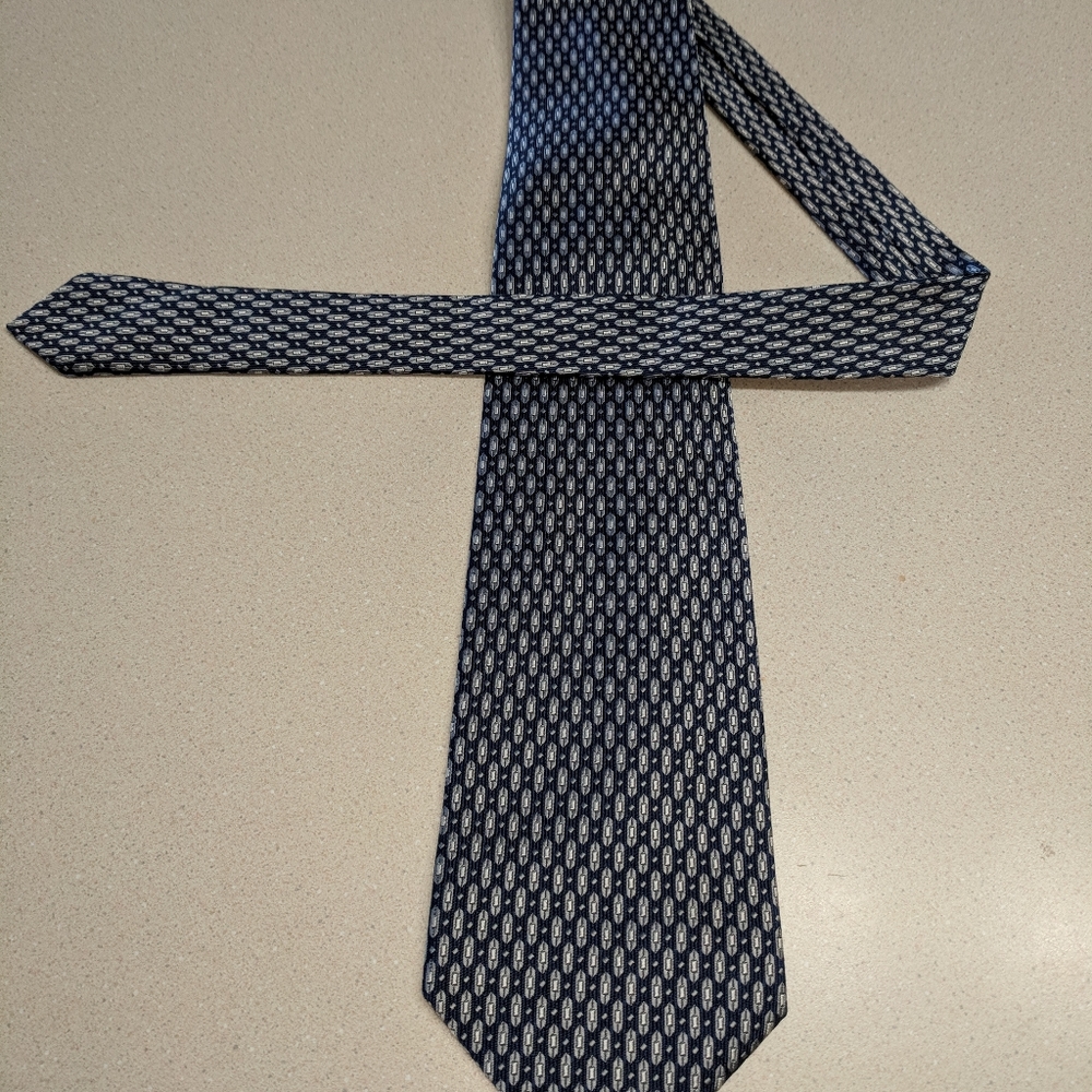 Vincent House Silk Tie Navy print.